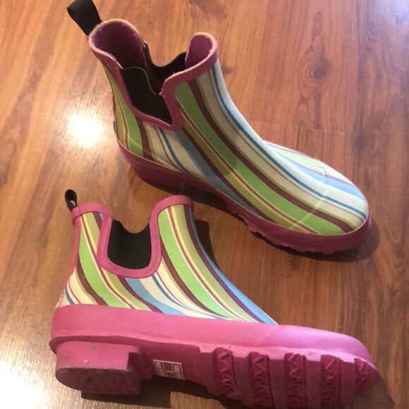 LL Bean Striped rubber booties size 7 pink green - Picture 1 of 8